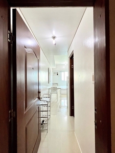 Makati Room for Rent on Carousell