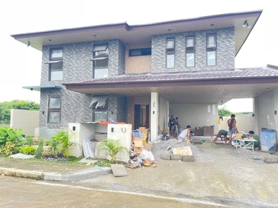 NEWLY BUILT HUGE HOUSE AND LOT FOR SALE IN EXCLUSIVE VILLAGE IN ALABANG WEST SUBD. DAANG HARI ROAD - ALMANZA on Carousell
