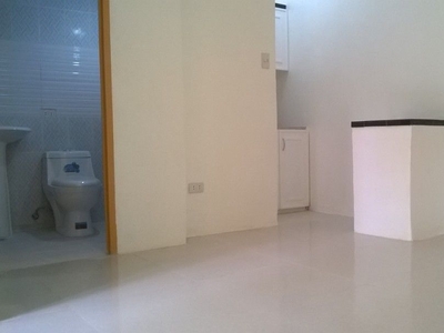 One bedroom apartment for rent in las pinas on Carousell