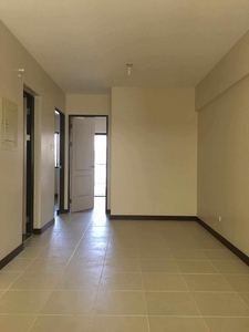 Resale: 2-bedroom w/ parking Condo in Ivorywood Acacia Estates Taguig City on Carousell