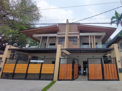 Single Attached House For Sale in BF Homes Quezon City on Carousell