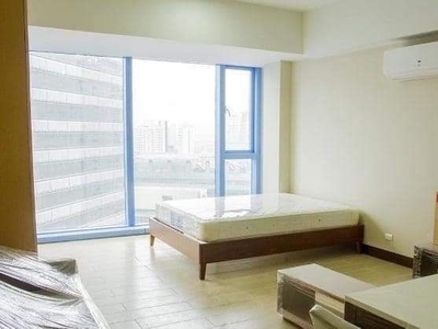 STUDIO UNIT FOR RENT IN MAKATI: THREE CENTRAL on Carousell