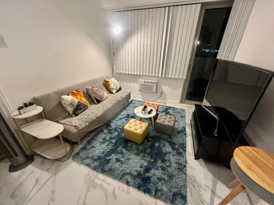 THE RESIDENCES BY COMMONWEALTH 1BR WITH PARKING FOR SALE on Carousell
