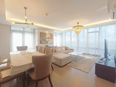 Three bedroom unit for Sale in Proscenium at Rockwell
