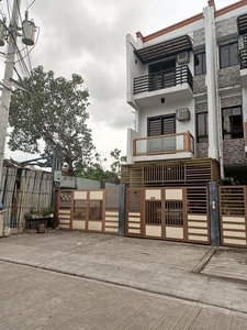Townhouse For Sale in LOT 4-A