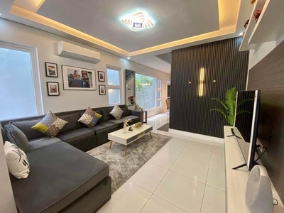 Townhouse for Sale in Quezon City on Carousell