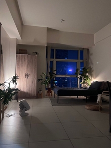 Twin Oaks Place 32sqm Studio for rent on Carousell