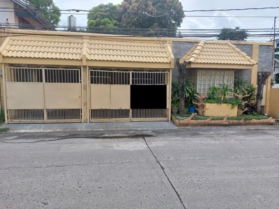Well Maintained Bungalow House And Lot For Sale In Las Pinas on Carousell