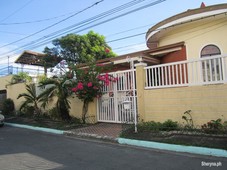 Corner House and Lot, Better Living Subd. Paranaque City