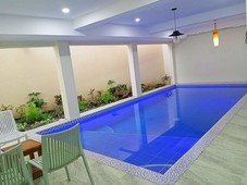 Tagaytay House and Lot For Sale with Swimming Pool
