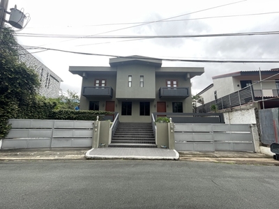 Townhouse For Sale In San Lorenzo, Makati