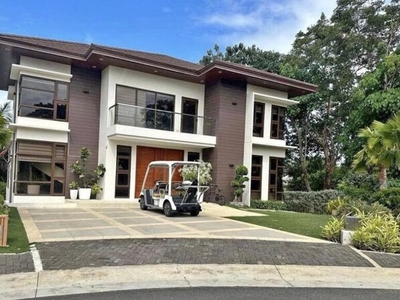 Villa For Sale In Morong, Bataan
