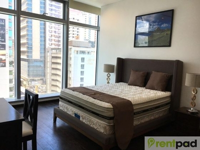 Spacious 1 Bedroom Condo is Located in Trump Tower at Makati