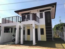 House and Lot in Midori Plains Minglanilla Newly Renovated