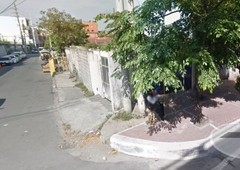 Lot for Sale in Bangkal Makati City near Osme?a Highway