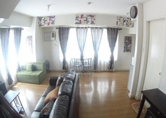 Spacious Loft with an amazing view over the Pasig River