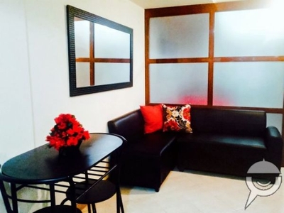 1 Bedroom 30 sqm w/ Balcony All Brand New Furnitures, Adjacent to MRT