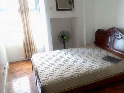 1 Bedroom semi furnished condo unit in Manila