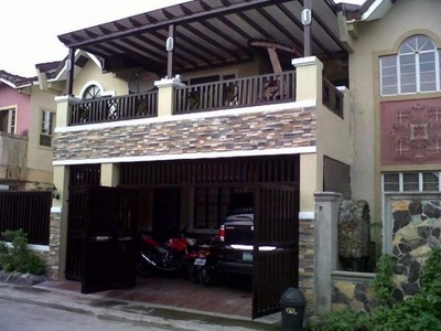 2 storey house for sale with complete Title