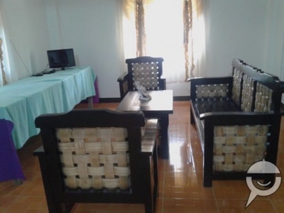 2Bedroom, 1CR and bathroom with hot and cold shower, wide dining room