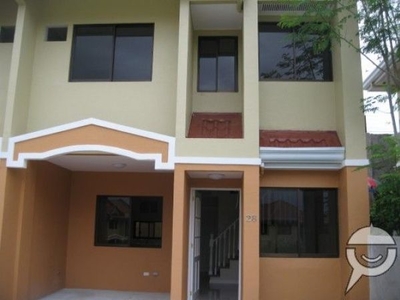 3 BED, 2 CR - FAMILY HOME IN GATED SUBDIVISION