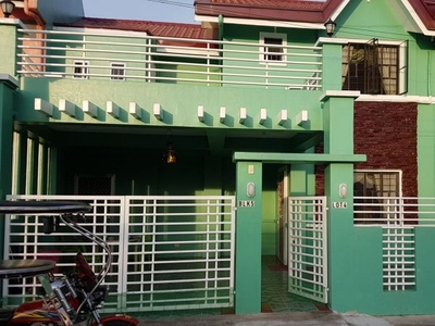 3 bedroom 2 bathroom spacious and cool home in secure compound