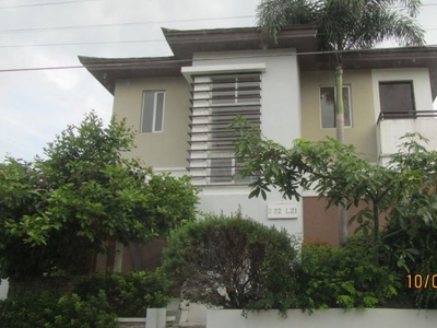 3 Bedroom furnished house for rent in Ridgeview Estates Nuvali