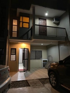 3 bedroom townhouse with car garage and terrace