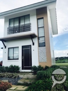 3-BR 2-Storey H&L at South Peak, only 15 minutes away from Alabang