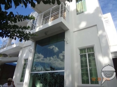 3 storey elegant house in Buhangin Davao MDR2032