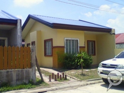 3 Bedroom House for Sale in Brentwood Village, Mabiga, Mabalacat, Pamp