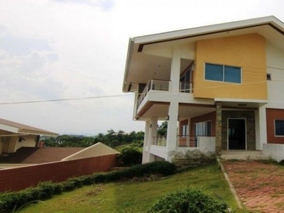 FOR RENT BIG HOUSE IN CEBU CITY