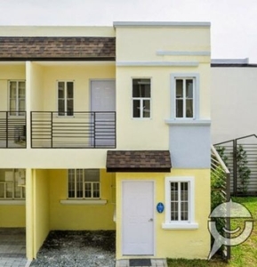 4 Bedroom Single Attached House with 1 family room and balcony