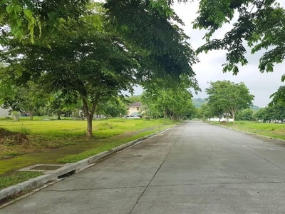 For Sale RFO House & Lot Big and Beautiful in South Forbes nr Nuvali Santa Rosa