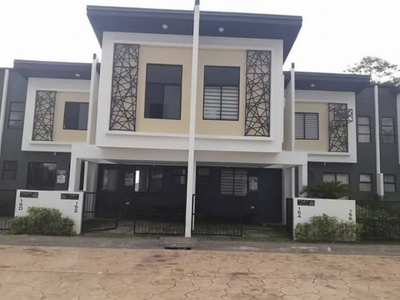 Affordable Townhouse with complete Amenities in Governors Drive Tanza Cavite