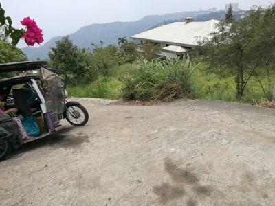 Commercial lot in Tagaytay City overlooking Taal Volcano