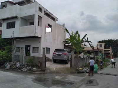 Corner House & Lot for Sale in Golden City Subdivision at Biñan City, Laguna