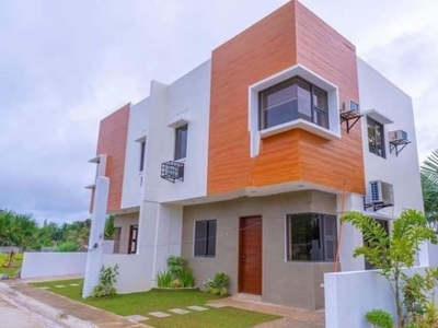 Duplex House and Lot in Liloan Cebu Near Central Highway