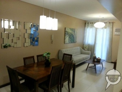 For Rent :1 Bedroom Furnished Condo unit in The Columns - Ayala