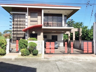 For Sale - 5-BR, 2-Storey House & Lot, Fully Furnished, Calamba, Laguna