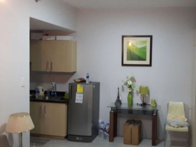 Fully furnished 2BR condo unit in QC