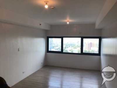 Brand New Fully Furnished 2BR Condo for 4pax in front MRT North Ave