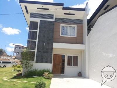 House and lot for sale in Taytay Rizal Single Attached complete finish