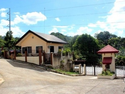 House and Lot in Toledo City Cebu Ready for Occupancy Unit