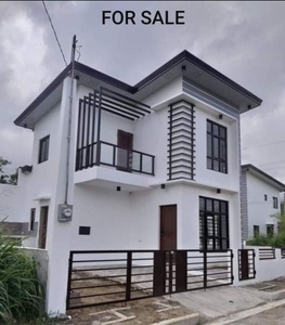 House for Sale in Exclusive Subdivision 3 Bedrooms with 2T&B