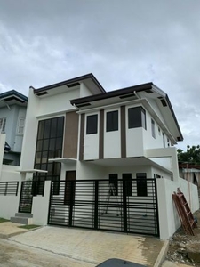 Overlooking house for sale at Taytay, Rizal
