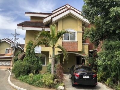 Sacrifice Sale House and Lot in Tuscania Guadalupe Cebu only 8.5 Million Pesos