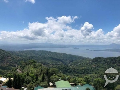 Tagaytay condo for sale with parking and view of Taal