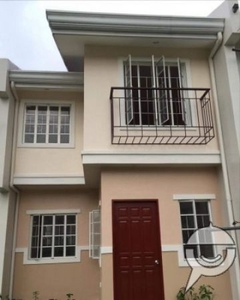 Townhouse with 2 bedrooms & 2 bathrooms