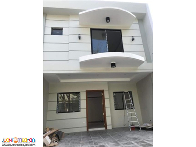 Townhouse For Sale in BF Resort Village Las Pinas
